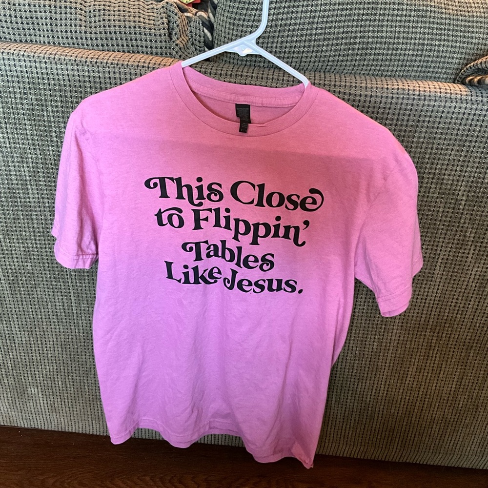 Ladies size medium SS graphic tee